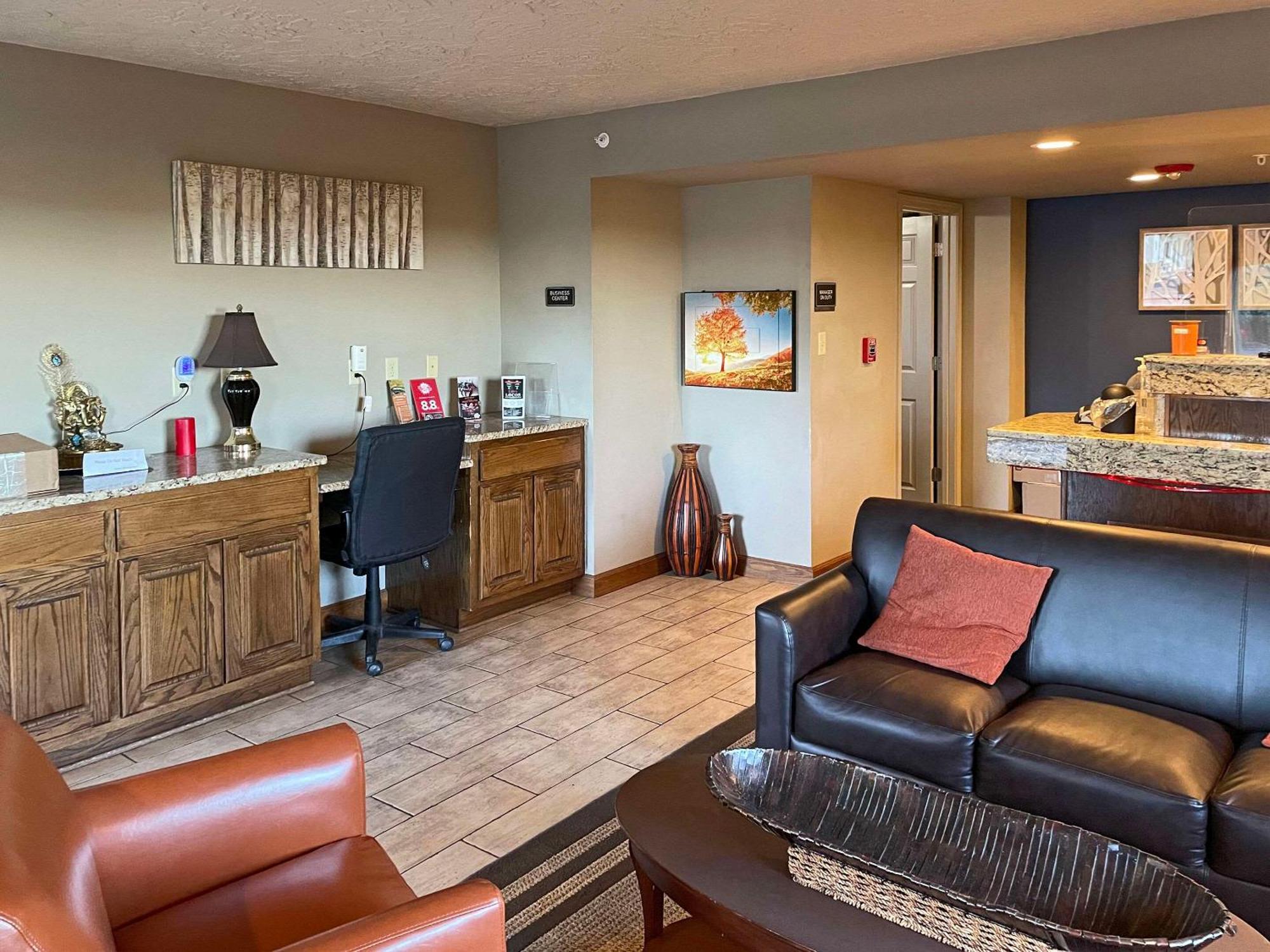 Quality Inn Clinton North Bagian luar foto
