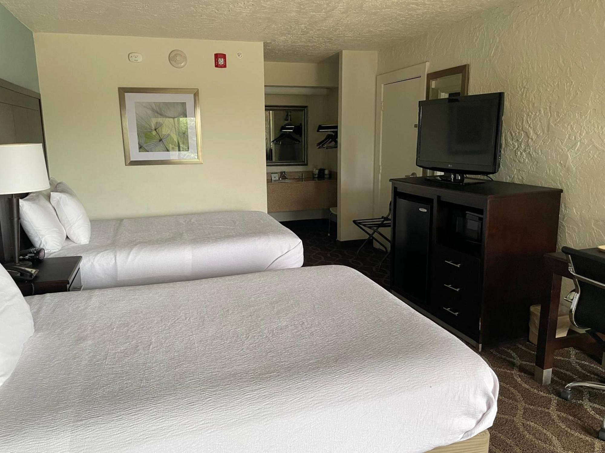 Quality Inn Clinton North Bagian luar foto