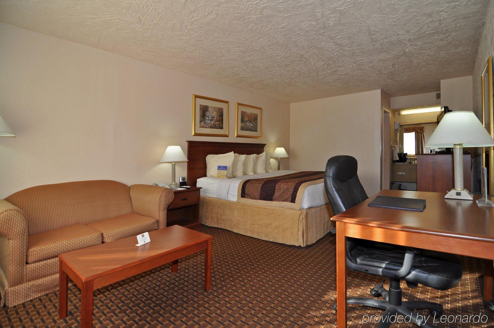 Quality Inn Clinton North Bagian luar foto