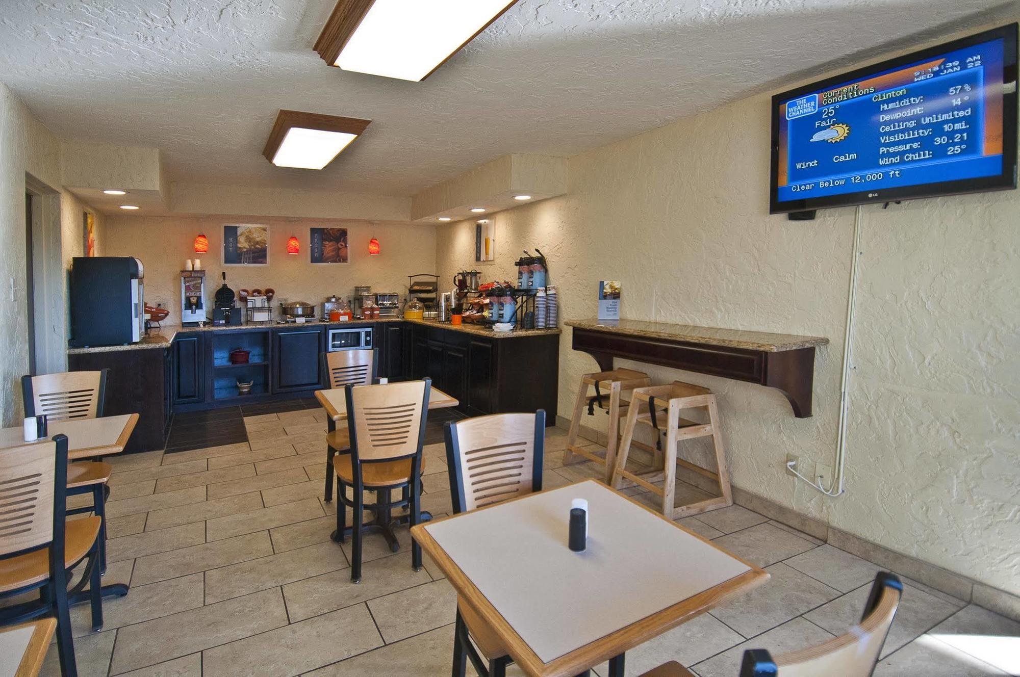 Quality Inn Clinton North Bagian luar foto